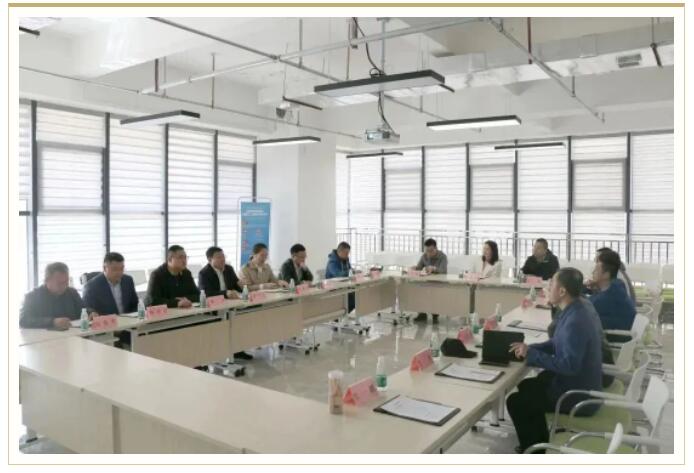 双招双引 共商共建 ▏雷飞云会长率会员单位负责人一行赴和林格尔新区调研交
